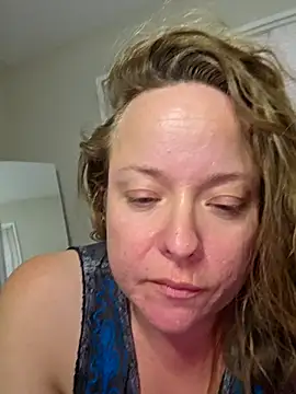 julimonroe online show from March 2025 01:00:02 AM