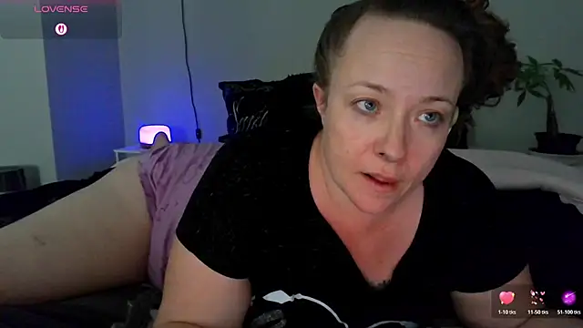 julimonroe online show from March 2026 03:32:01 AM