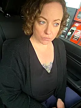 julimonroe online show from May 2026 01:53:01 PM