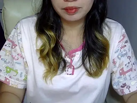 Snapshot of ___zurIII09_ chatting on October 2025 08:45:02 AM zurIII09 online show from October 2025 08:45:02 AM