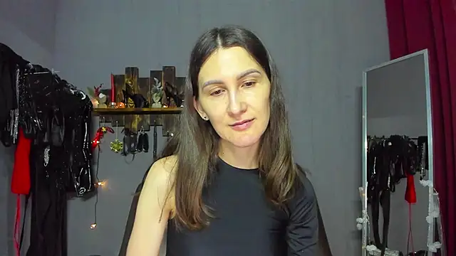 Snapshot of Mistress_Pamela chatting on December 2024 03:50:02 AM Mistress Pamela online show from December 2024 03:50:02 AM