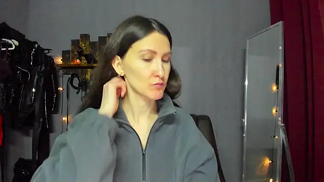 Snapshot of Mistress_Pamela chatting on February 2025 05:49:02 AM Mistress Pamela online show from February 2025 05:49:02 AM