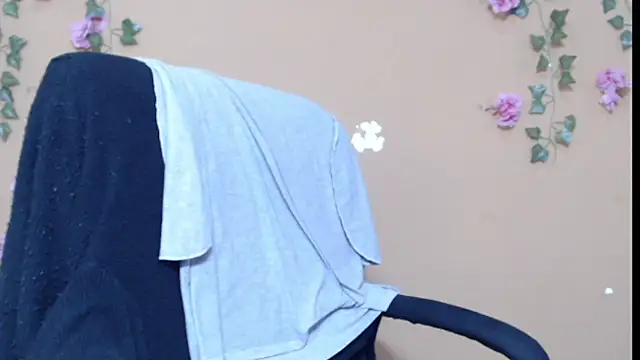 Hellensextits online show from December 2024 04:30:01 PM