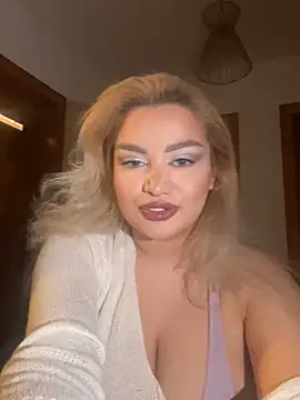 Snapshot of EmiliaPetrova chatting on January 2025 05:13:01 PM EmiliaPetrova online show from January 2025 05:13:01 PM