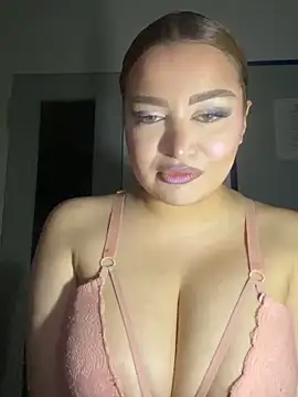 Snapshot of EmiliaPetrova chatting on February 2025 10:20:02 PM EmiliaPetrova online show from February 2025 10:20:02 PM