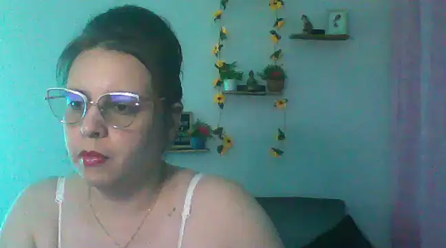 Snapshot of lorenitabella chatting on January 2025 07:59:02 PM lorenitabella online show from January 2025 07:59:02 PM