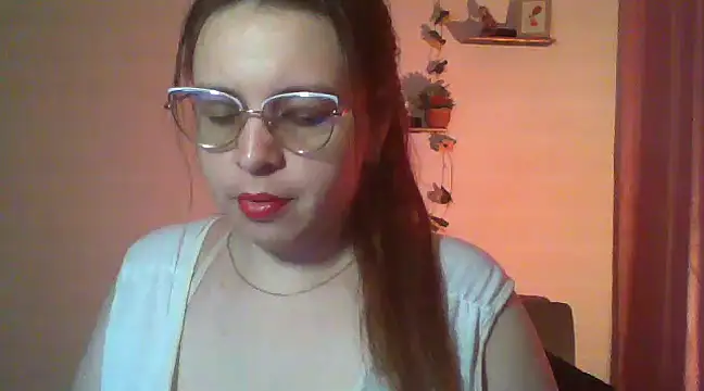 Snapshot of lorenitabella chatting on February 2025 06:12:01 AM lorenitabella online show from February 2025 06:12:01 AM