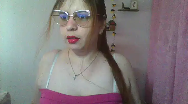Snapshot of lorenitabella chatting on February 2025 07:36:01 PM lorenitabella online show from February 2025 07:36:01 PM