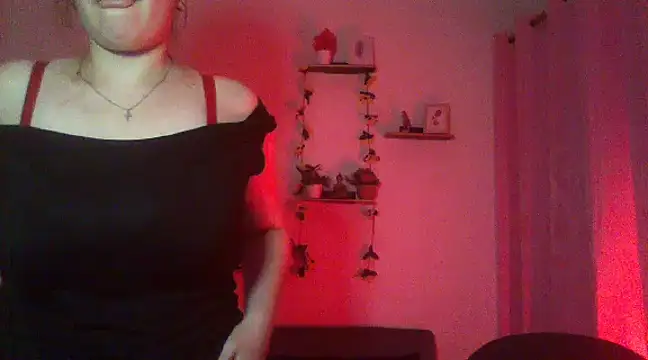Snapshot of lorenitabella chatting on March 2025 10:48:01 PM lorenitabella online show from March 2025 10:48:01 PM