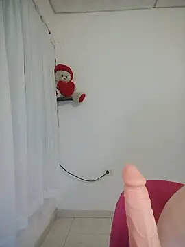 lorenitabella online show from July 2026 08:41:01 AM