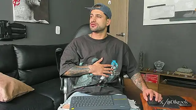 Davevilboy online show from November 2025 12:38:02 PM