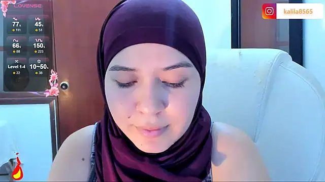 MatchedEyebrow online show from October 2025 09:02:01 PM