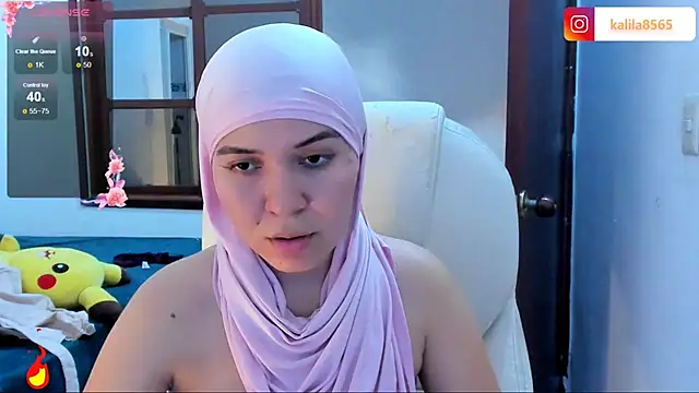 MatchedEyebrow online show from October 2025 09:16:01 PM