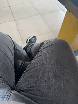 S2kicibey06 online show from January 2025 11:10:02 AM