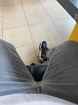 S2kicibey06 online show from January 2025 01:02:01 PM