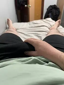 S2kicibey06 online show from February 2025 04:46:02 PM