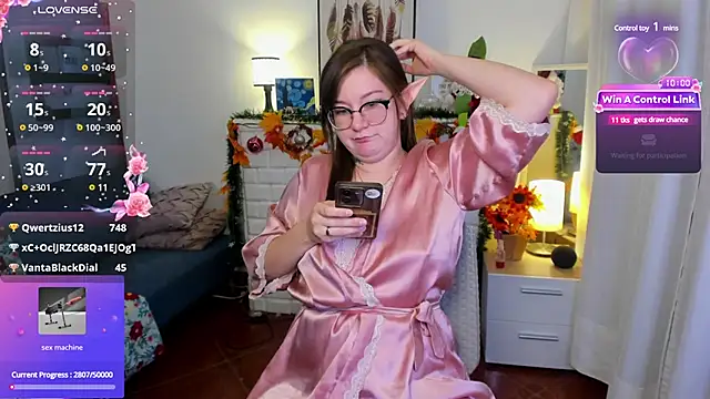 Snapshot of HunnyyLove chatting on December 2024 06:33:01 PM HunnyyLove online show from December 2024 06:33:01 PM