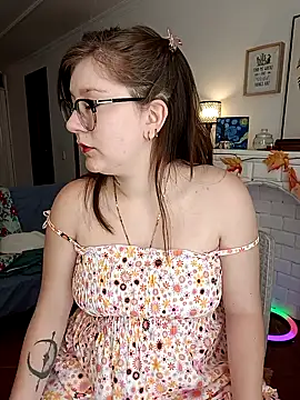 Snapshot of HunnyyLove chatting on January 2025 06:24:02 PM HunnyyLove online show from January 2025 06:24:02 PM