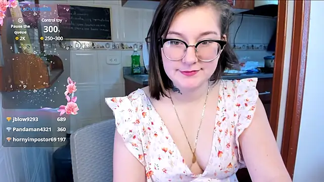 Snapshot of HunnyyLove chatting on March 2025 08:57:01 PM HunnyyLove online show from March 2025 08:57:01 PM