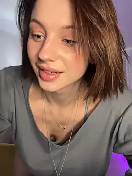 Camilla Railian online show from December 2024 06:45:01 PM