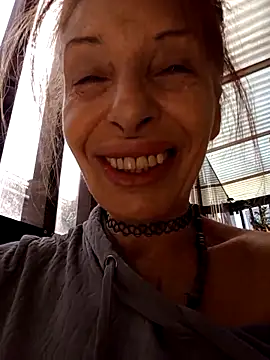 FrozenWaffle online show from March 2026 02:11:02 PM