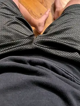 Snapshot of MrandMrsHaze chatting on November 2025 11:27:02 PM MrandMrsHaze online show from November 2025 11:27:02 PM