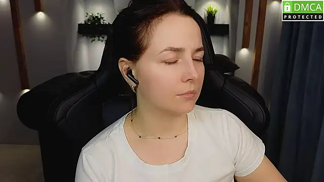 Mira Mermayd online show from March 2025 11:39:02 AM