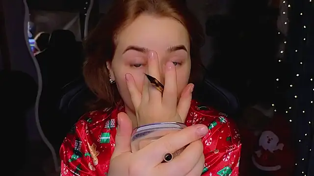 Mira Mermayd online show from December 2025 01:14:02 AM