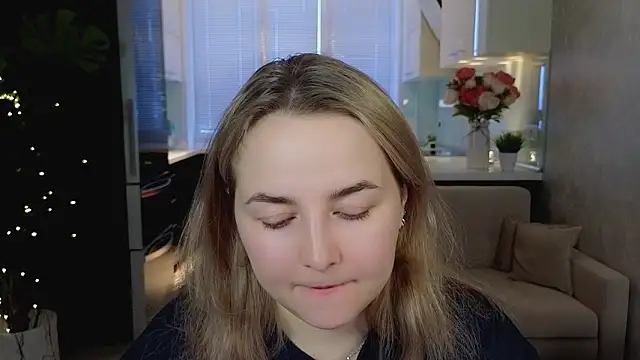 Mira Mermayd online show from March 2026 01:11:01 AM