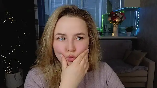 Mira Mermayd online show from April 2026 01:28:02 AM