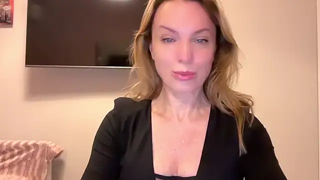 RachellAmazing online show from February 2025 06:21:02 AM