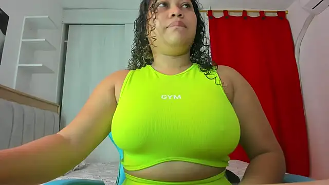 Lunastar02 online show from January 2026 03:27:01 PM