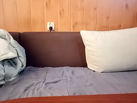 Snapshot of Konradoo chatting on October 2025 06:01:01 AM Konradoo online show from October 2025 06:01:01 AM