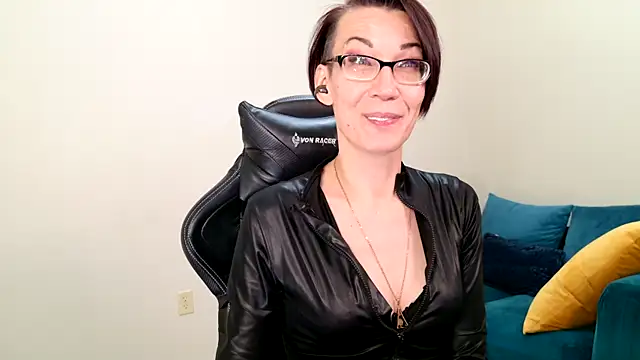 EveEnigma online show from February 2025 05:10:02 PM