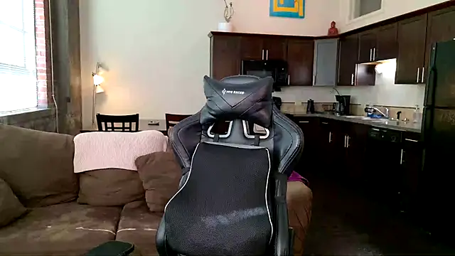 EveEnigma online show from February 2025 07:26:01 PM