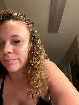 AuroraSummers online show from September 2025 02:48:01 AM