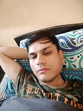 alex78265 online show from October 2025 05:04:02 AM