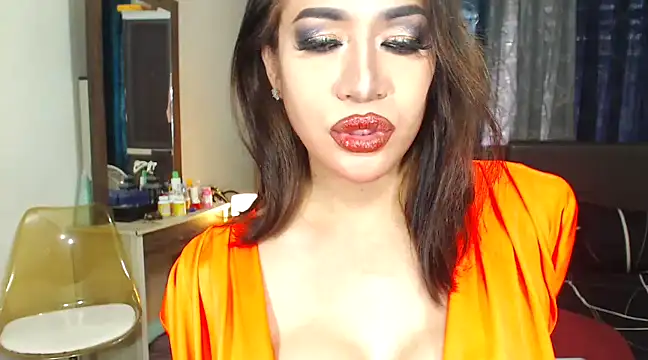 HugeKatarinaTS online show from December 2024 02:36:02 AM