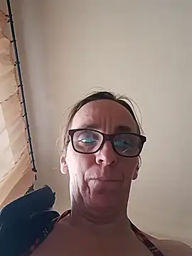 Snapshot of Dettybitch40 chatting on February 2026 10:23:02 AM Dettybitch40 online show from February 2026 10:23:02 AM