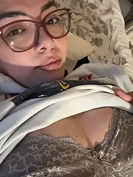 nativepumpkin95 online show from February 2025 01:03:02 AM