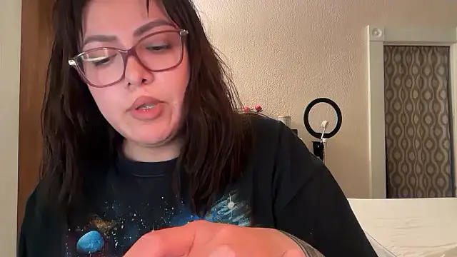 nativepumpkin95 online show from November 2025 12:10:01 AM