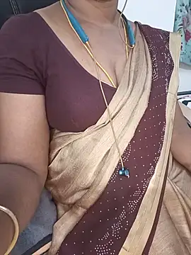 Snapshot of Tamil-hotwife chatting on June 2026 09:03:01 PM Tamil-hotwife online show from June 2026 09:03:01 PM