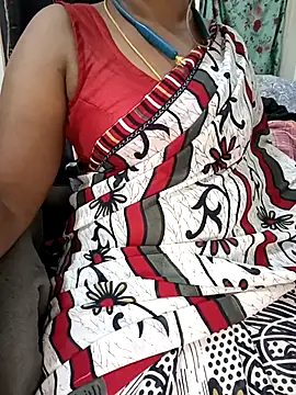 Snapshot of Tamil-hotwife chatting on July 2026 04:42:02 PM Tamil-hotwife online show from July 2026 04:42:02 PM