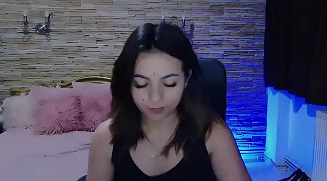 PlayfulElla online show from December 2024 02:37:02 PM