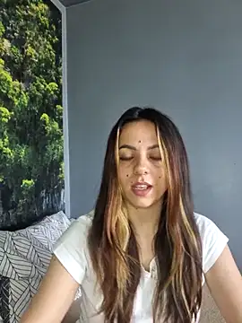 PlayfulElla online show from April 2026 10:16:02 AM