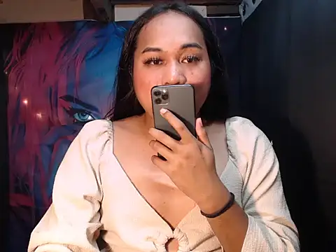 Snapshot of bettina_love chatting on October 2025 01:36:03 PM bettina love online show from October 2025 01:36:03 PM