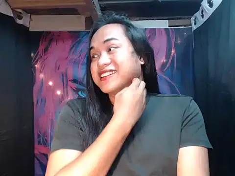 Snapshot of bettina_love chatting on November 2025 02:52:02 PM bettina love online show from November 2025 02:52:02 PM