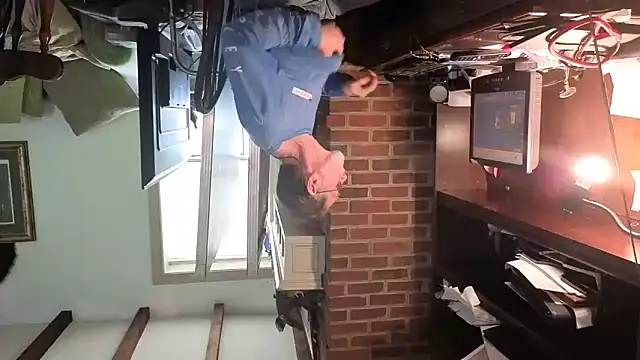 Snapshot of CDforU chatting on October 2025 05:10:02 PM CDforU online show from October 2025 05:10:02 PM