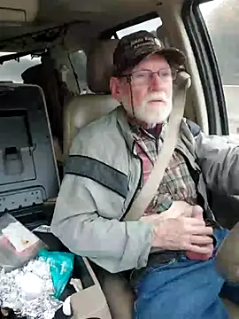 Snapshot of CDforU chatting on October 2025 03:24:01 PM CDforU online show from October 2025 03:24:01 PM