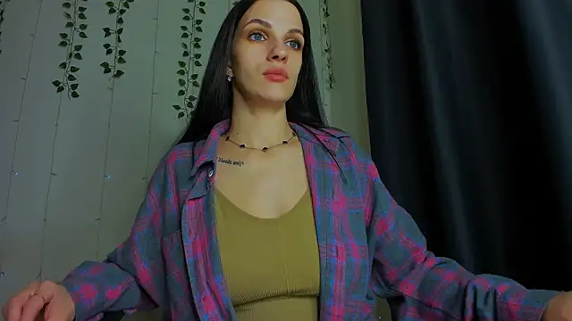 KarlaSim online show from November 2025 07:27:01 PM